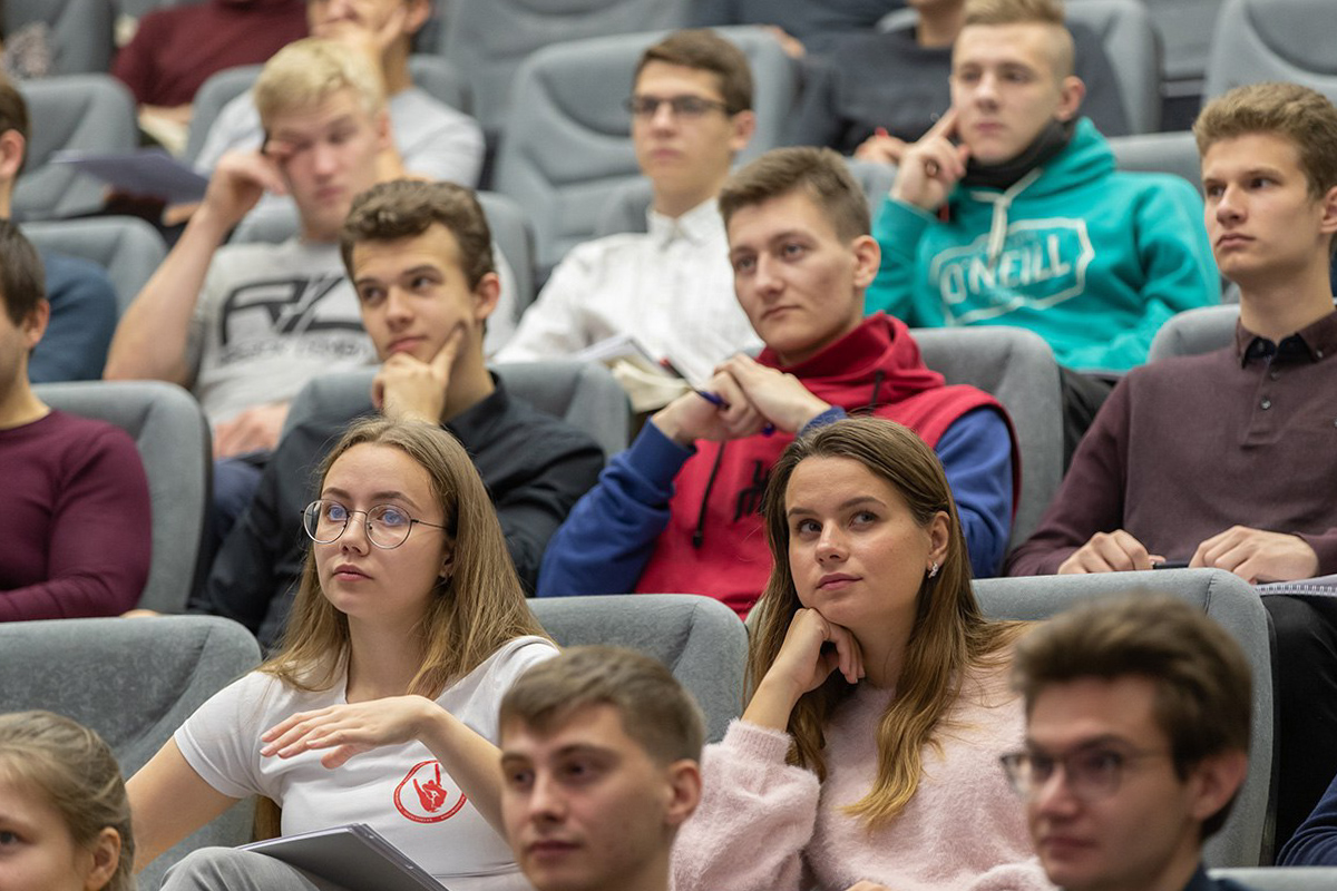 Передовая инженерная школа СПбПУ открывает шесть новых программ магистратуры