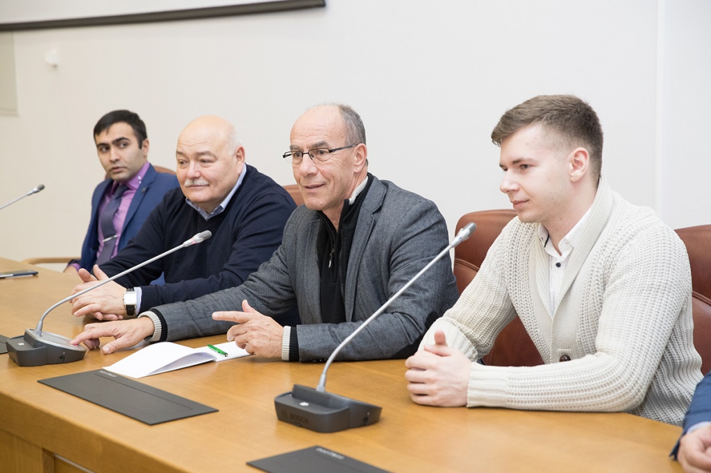 Первый вице-президент Международной федерации университетского спорта (FISU) во время пресс-конференции в СПбПУ Первый вице-президент Международной федерации университетского спорта (FISU) во время пресс-конференции в СПбПУ