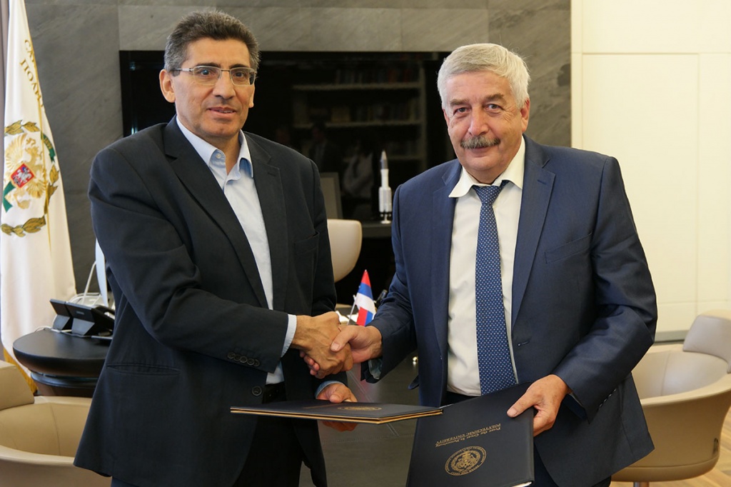 Г-н Эль Асми Ассад Эль Коумит и первый проректор СПбПУ подписали соглашение о сотрудничестве
