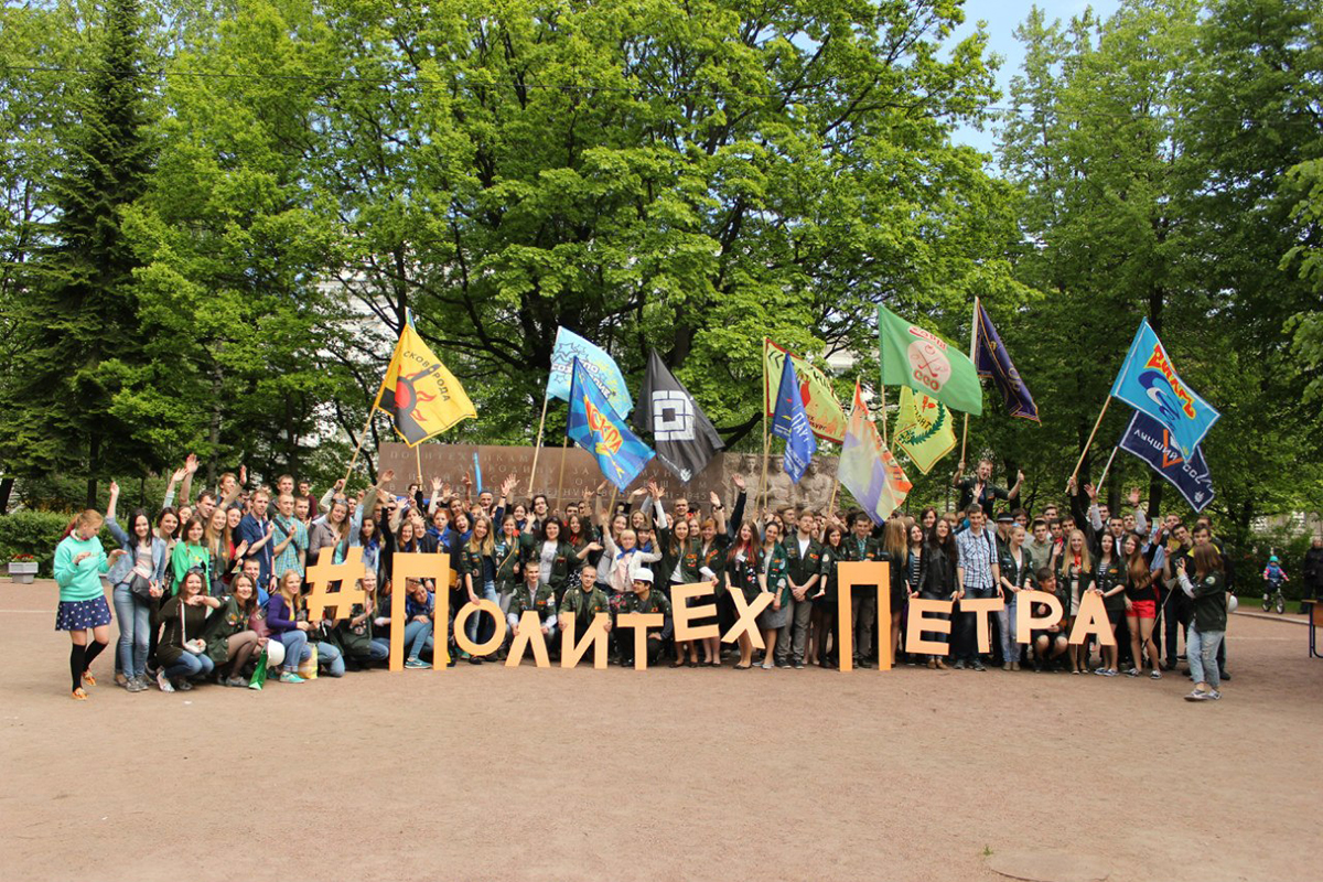 Задача штаба на ближайшее время – довести количество бойцов до 5% от числа обучающихся Задача штаба на ближайшее время – довести количество бойцов до 5% от числа обучающихся