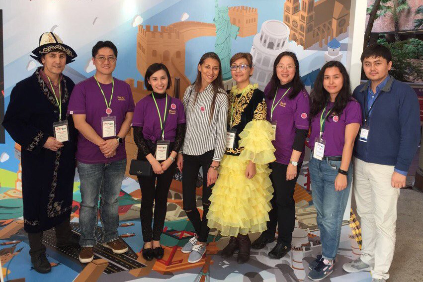 Со студентами из Казахстана на университетском празднике Open Doors 