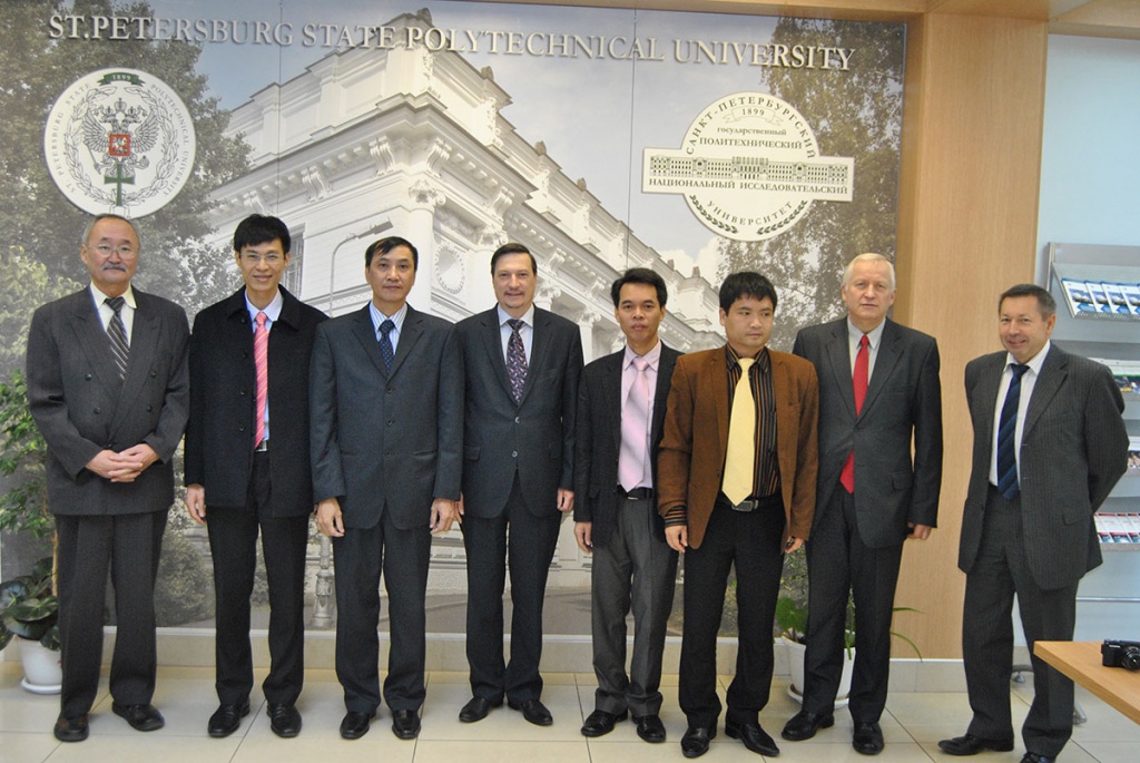 Развитие российско-вьетнамских отношений в сфере образования и науки является одним из приоритетных направлений СПбПУ