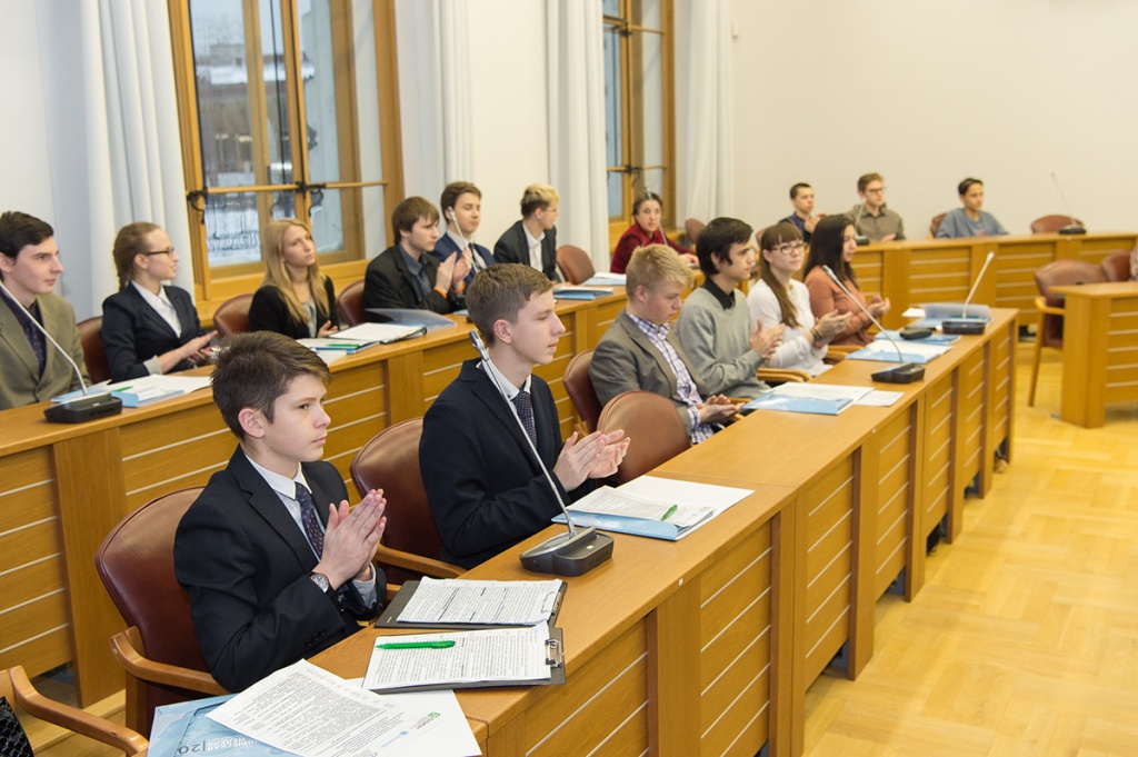 Участники первой научной конференции для школьниковв СПбПУ