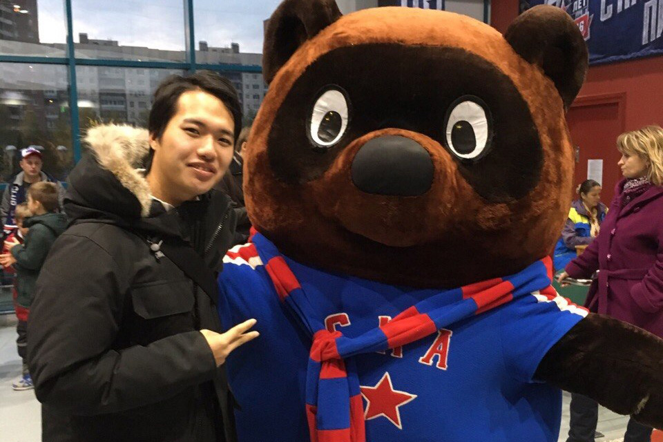 Студент из Японии Юта Хатакава, приехав в Россию, медведя все-таки отыскал