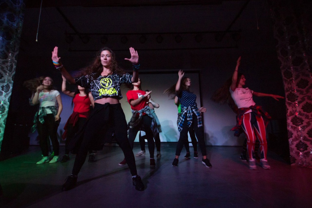 Студия PolyDance провела мастер-классы по различным танцевальным направлениям Студия PolyDance провела мастер-классы по различным танцевальным направлениям