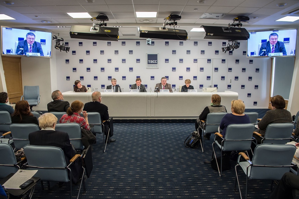 В пресс-центре Информационного агентства России ТАСС в Санкт-Петербурге состоялась пресс-конференция, посвященная конкурентоспособности российской системы высшего образования