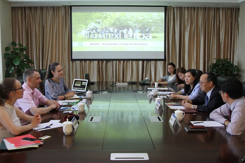 Встреча в Чжецзянском университете (г. Ханчжоу)