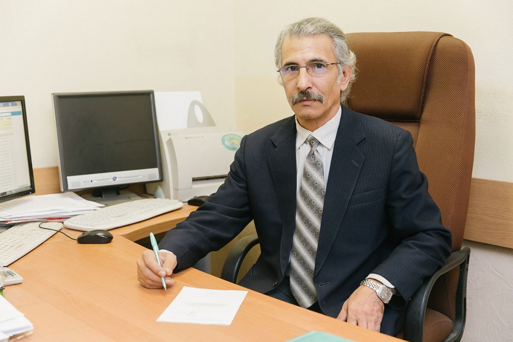 Абу-Хаттаб Ахмад Хассан,заместитель директора ИМОПа по методической и воспитательной работе