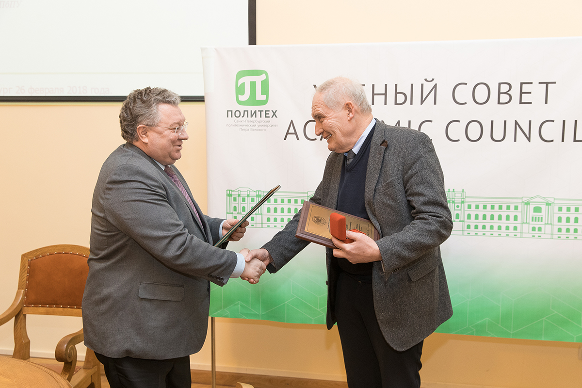 Почетным работником СПбПУ стал А.Н. Кобышев Почетным работником СПбПУ стал А.Н. Кобышев