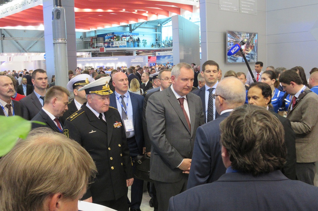 заместитель председателя Правительства РФ Д.О. Рогозин отметил особую роль Санкт-Петербурга как центра по арктической тематике