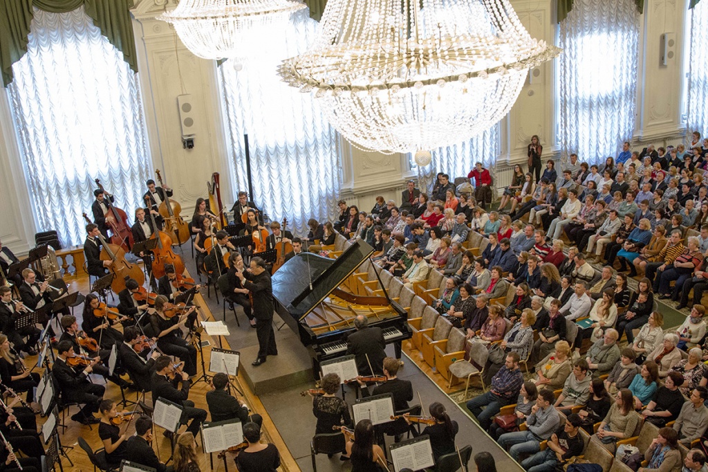 Йельский симфонический оркестр дал в Белом зале единственный концерт в Петербурге