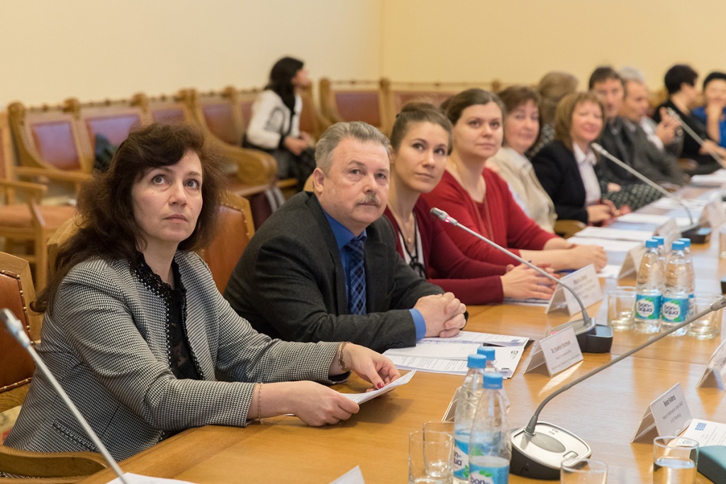 Руководство СПбПУ и представители научных групп на видеоконференции Руководство СПбПУ и представители научных групп на видеоконференции