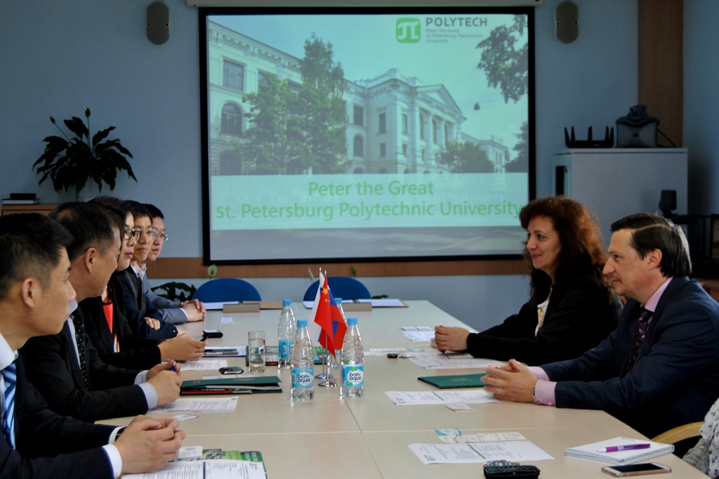В Международном кампусе СПбПУ прошли переговоры представителей СПбПУ и делегации Цзилиньского университета