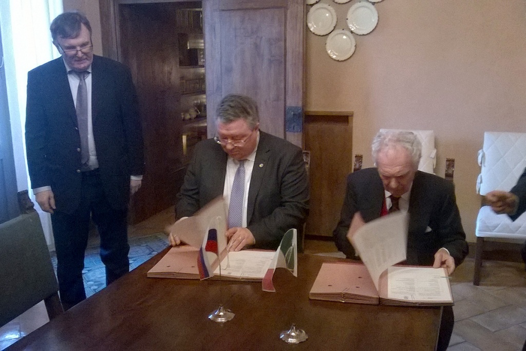 А.И. Рудской и глава концерна подписали Соглашение о научно-исследовательской работе между Металлургическим заводом Arvedi SpA и СПбПУ