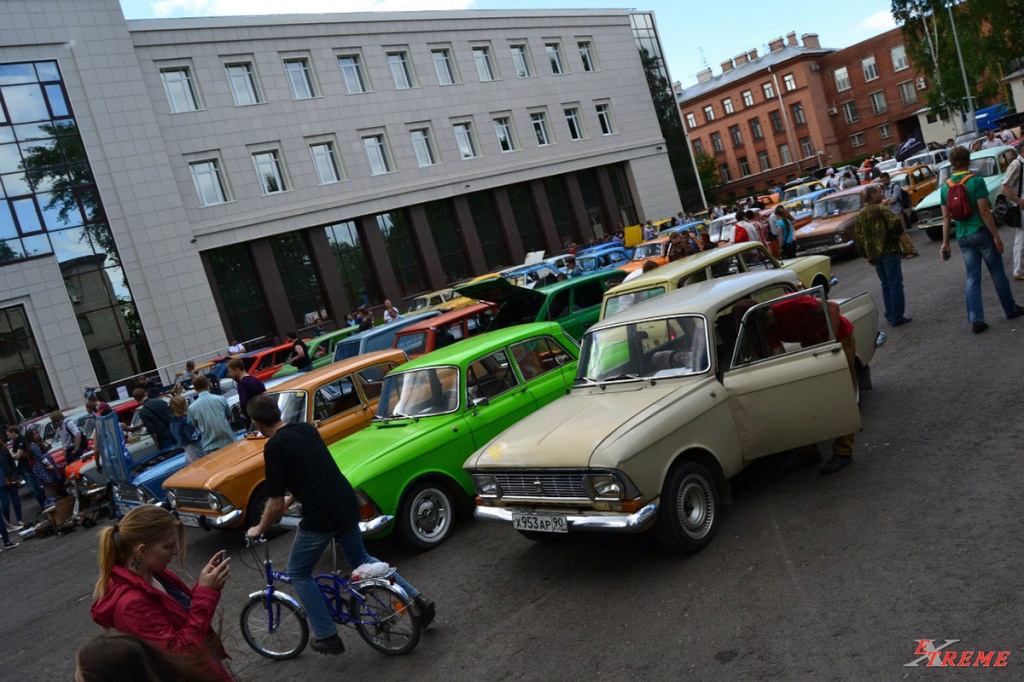 Автомобили - участники Дня Москвича-2015