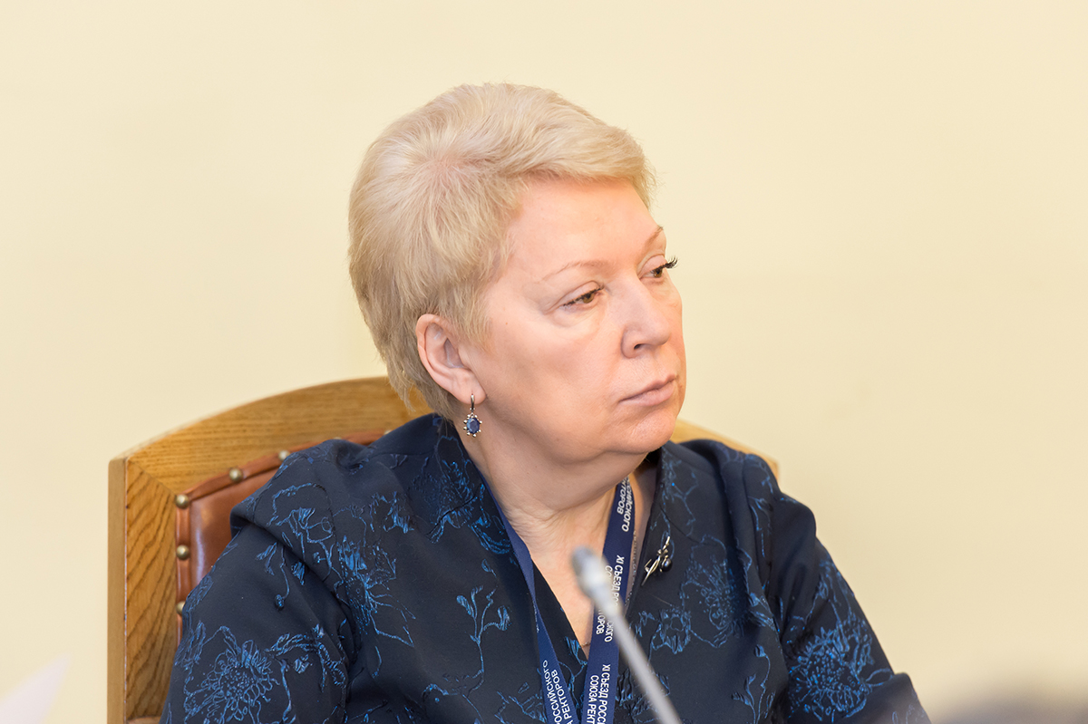 Министр образования и науки РФ затронула волнующие представителей высшей школы вопросы аккредитации 