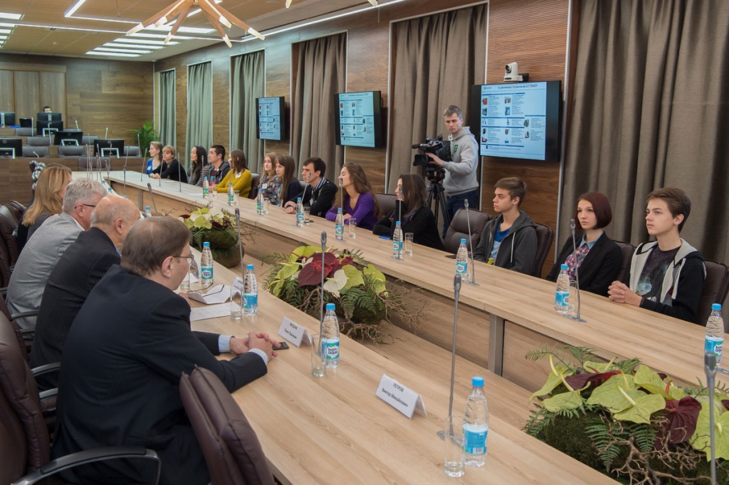 В СПбПУ прошло заседание секции Современные технологические прорывы и их реализация в рамках конференции Технологическая перспектива в рамках Евразийского пространства - новые рынки и точки экономического роста