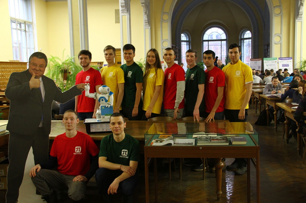 Студенты 3-го курса кафедры Телематика помогали в проведении региональной олимпиады по робототехнике