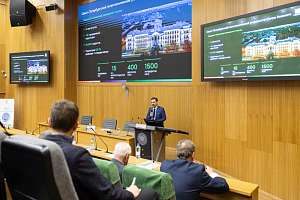 Как управляют данными в эпоху ИИ: дискуссии на международной конференции в Политехе