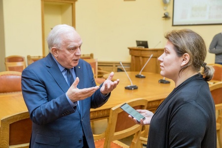 31