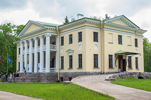 Усадебный дом