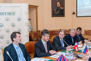 Проф. Хайнц с коллегами  в СПбГПУ