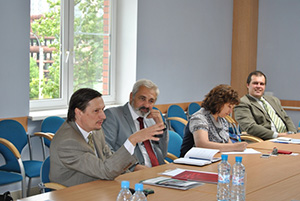 Проректор Д.Г. Арсеньев и проф. А.К.Беляев на переговорах с ТУ Грац