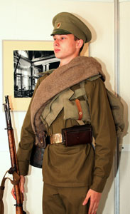 Студент СПбГПУ в форме солдата Первой мировой войны
