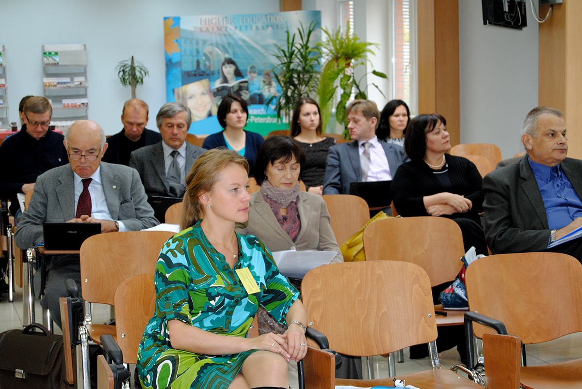 Представители вузов-участников проекта CENEAST в СПбГПУ