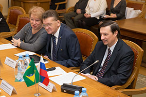 Проректор по международной деятельности Д.Г. Арсеньев (крайний справа)