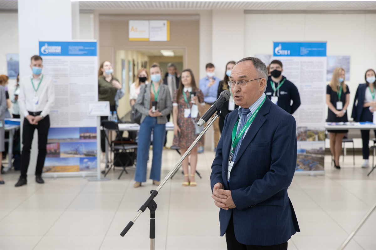 Помощник заместителя председателя Правления ПАО «Газпром» Вячеслав КАЛУГИН отметил, что компания заинтересована в молодежи