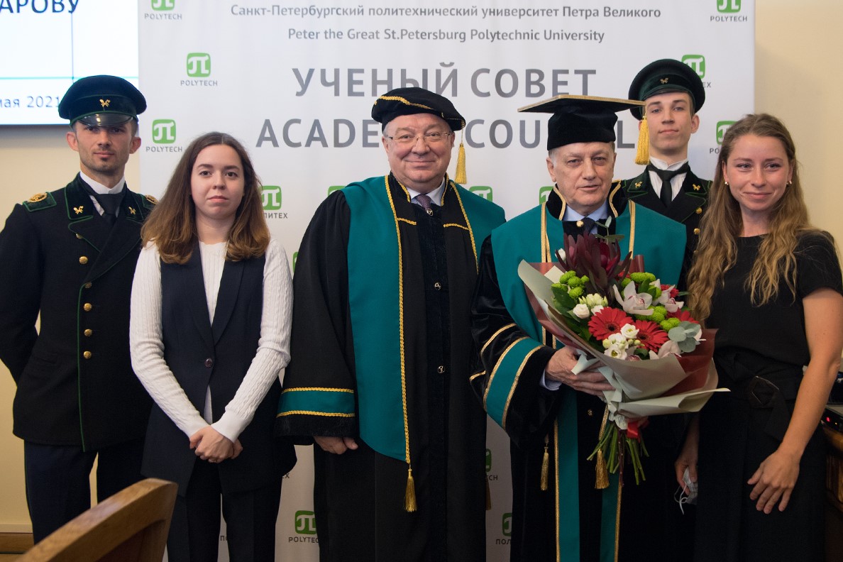 Вячеслав Макаров стал Почетным доктором СПбПУ