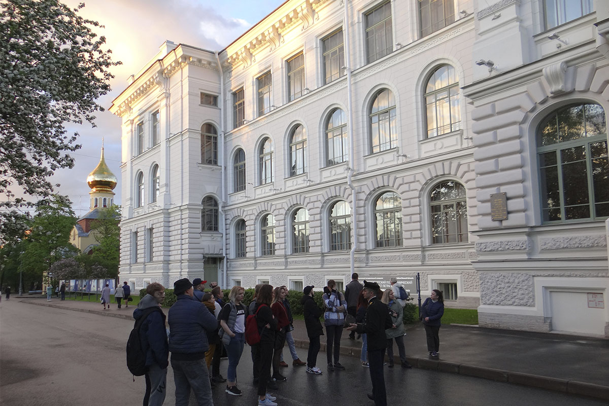 Первой площадкой стал весь кампус Политехнического университета Первой площадкой стал весь кампус Политехнического университета