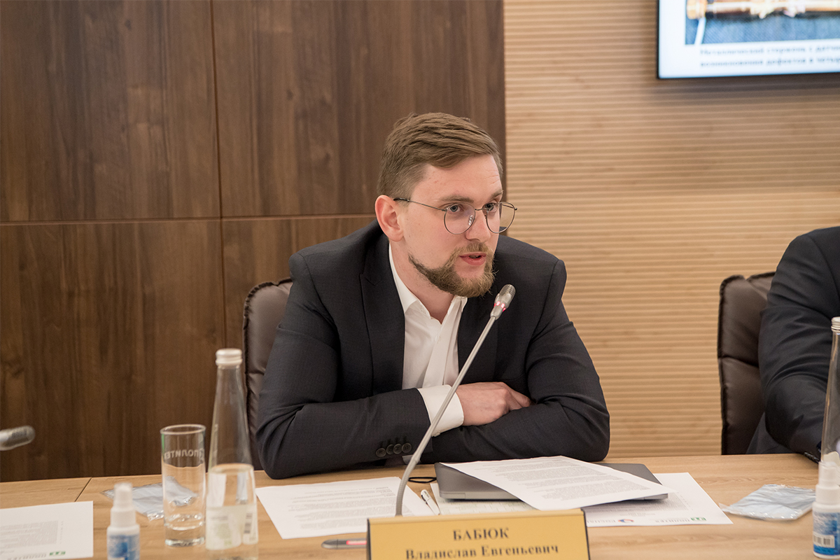 Владислав БАБЮК рассказал о самоорганизующихся высокотемпературных наноструктурах