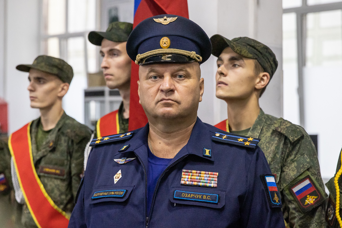 Начальник Военного учебного центра СПбПУ Виктор Озарчук Начальник Военного учебного центра СПбПУ Виктор Озарчук