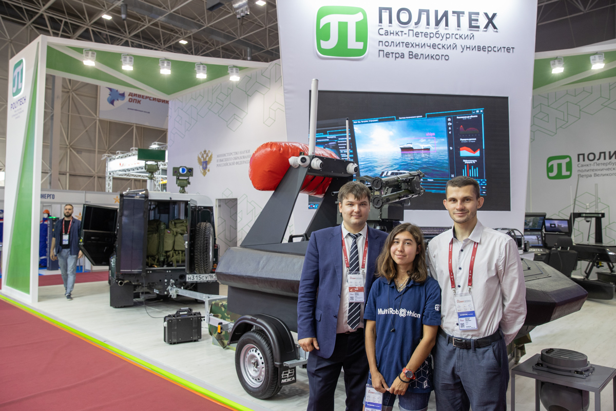 В Центре технологических проектов СПбПУ работают аспиранты и студенты вуза В Центре технологических проектов СПбПУ работают аспиранты и студенты вуза