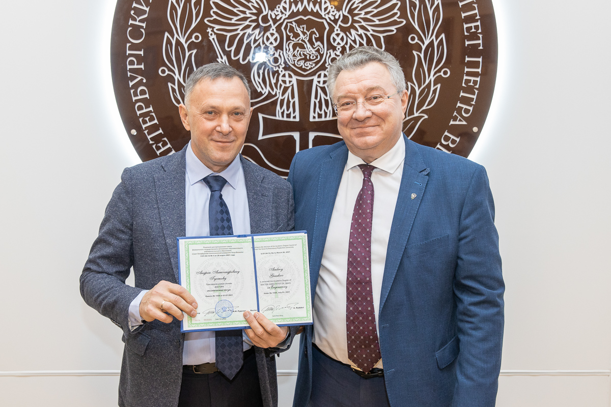 Доктором технических наук стал Андрей ГУСАКОВ 