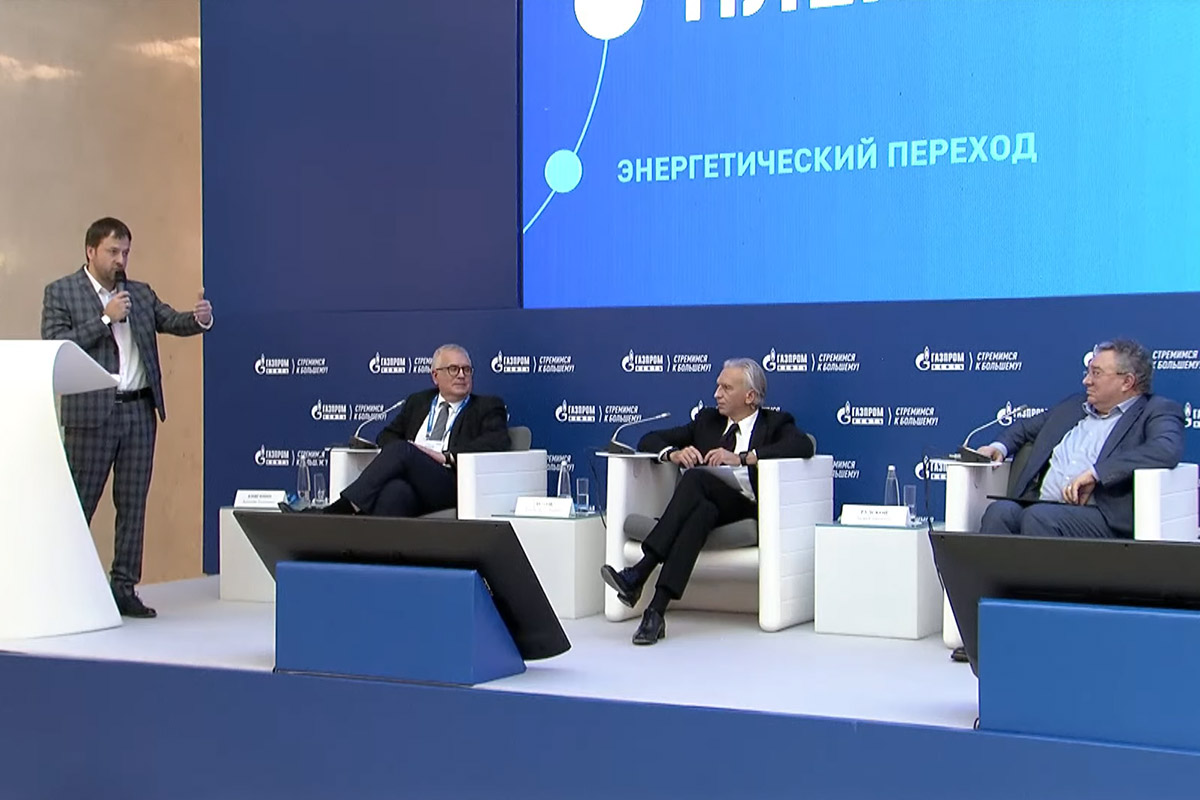 Ректор СПбПУ Андрей Рудской принял участие во Всероссийской конференции «Вектор будущего» Ректор СПбПУ Андрей Рудской принял участие во Всероссийской конференции «Вектор будущего»