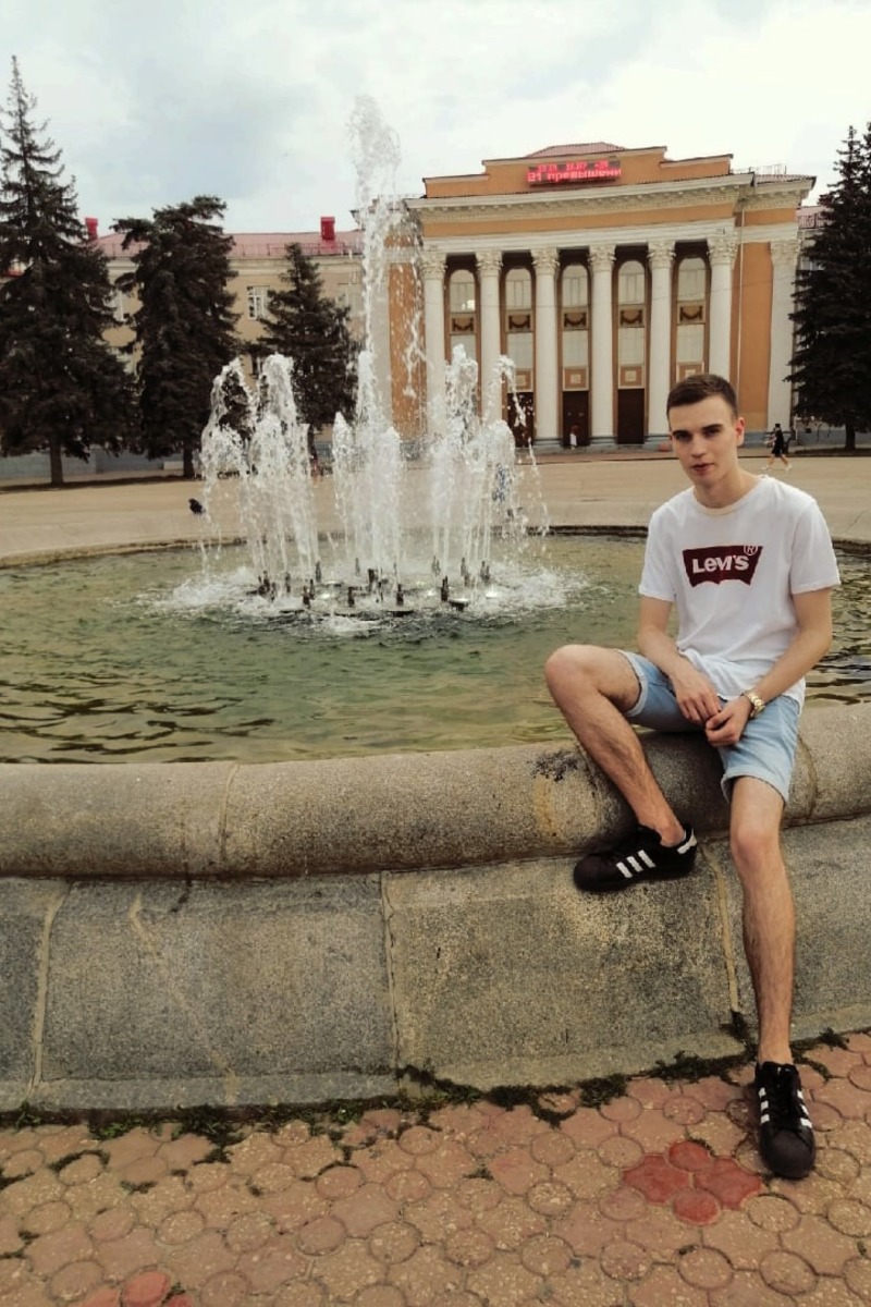 Никита Пудов, Новокуйбышевск, площадь Ленина 