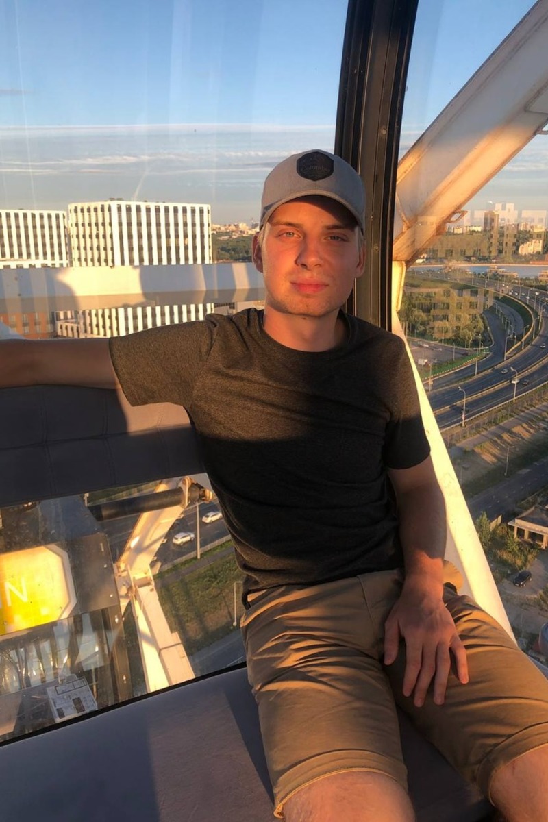 Роман Эйдельман 