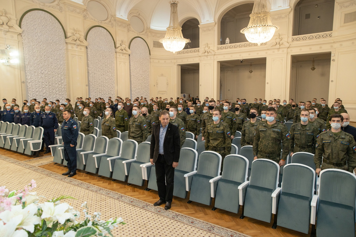 В честь юбилея военного обучения в Белом зале прошла научно-практическая конференция