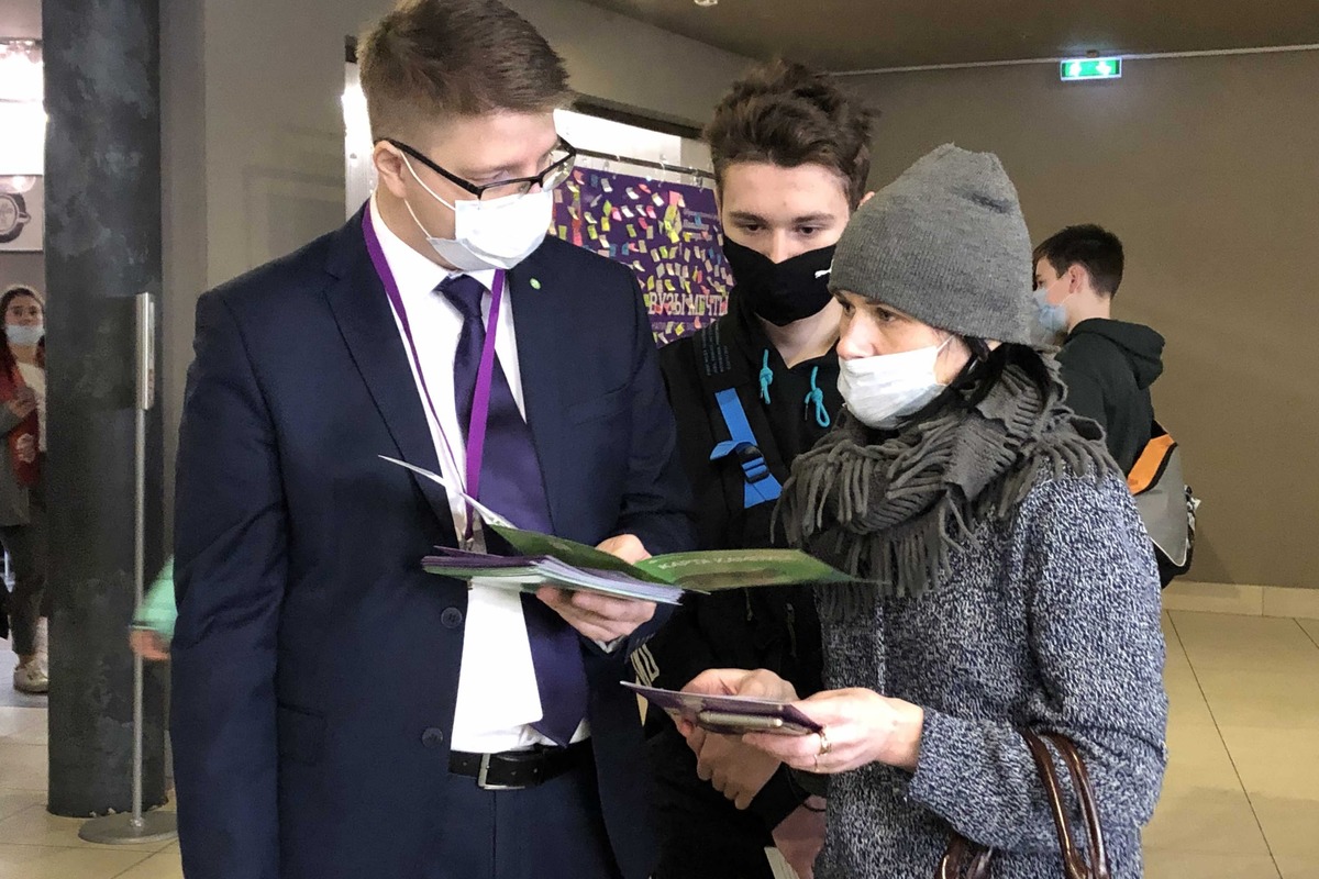 Политех на первой образовательной выставке для абитуриентов в этом году 