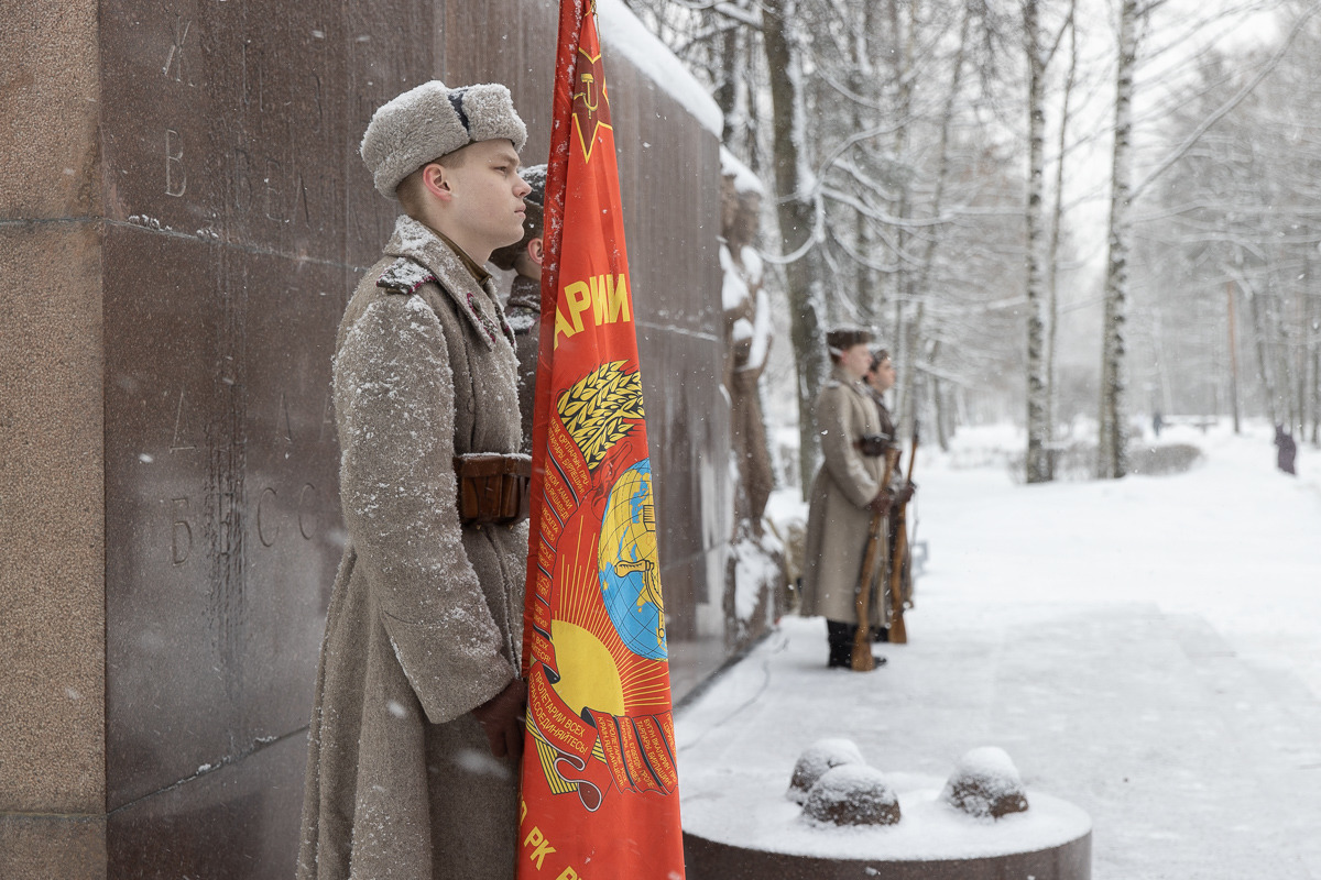 Митинг в честь Дня полного снятия блокады Ленинграда по традиции прошел у Памятника погибшим политехникам 