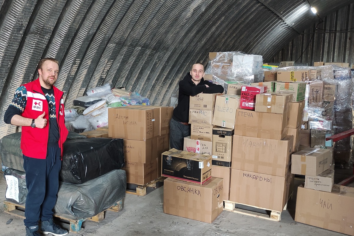Политех отправил 1,5 тонны гуманитарной помощи в Красный крест 