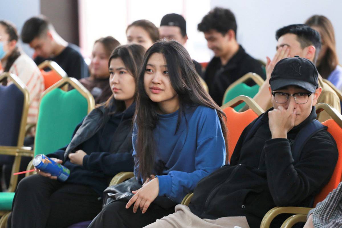 Во встрече с представителем СПбПУ приняли участие более 40 студентов Satbayev University 