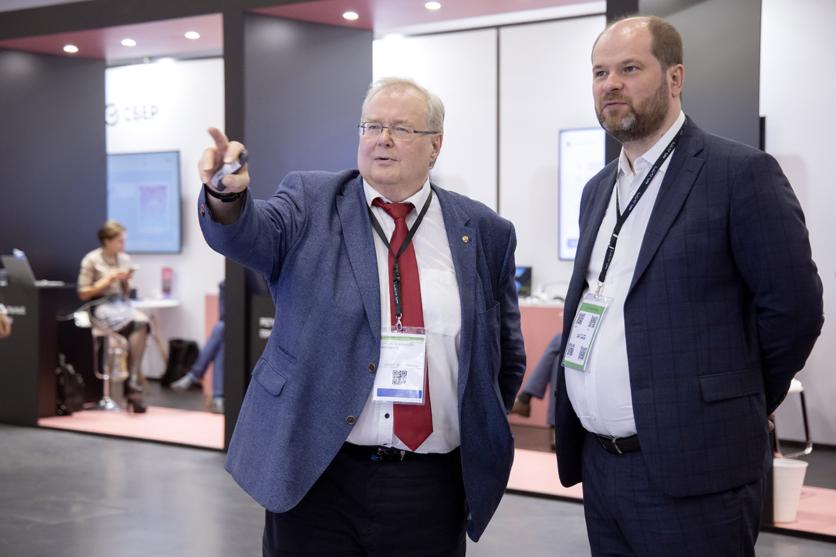 Разработчики Политеха на ЦИПРе представляют Цифровую платформу CML-Bench™️ Разработчики Политеха на ЦИПРе представляют Цифровую платформу CML-Bench™️