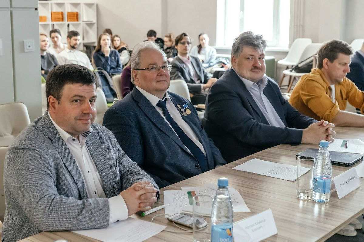 В Центре НТИ СПбПУ состоялся экспертный совет в рамках марафона по технологическому предпринимательству В Центре НТИ СПбПУ состоялся экспертный совет в рамках марафона по технологическому предпринимательству
