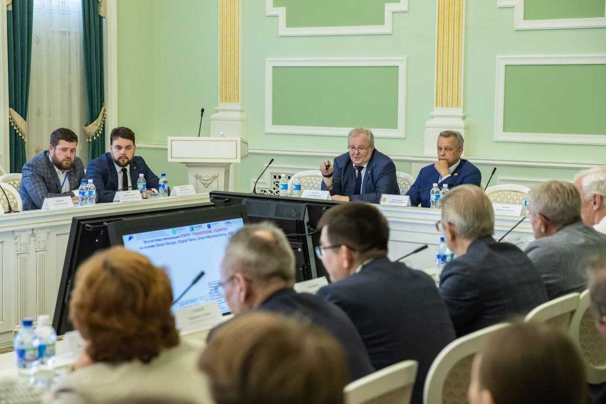 Открытая лекция Алексея Боровкова в ЧувГУ Открытая лекция Алексея Боровкова в ЧувГУ