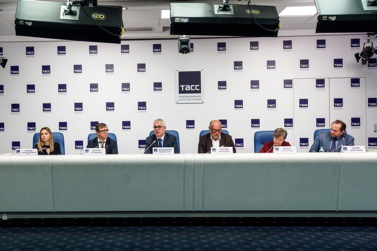 Пресс-конференция в ТАСС на тему подготовки к Всероссийскому съезду по фундаментальным проблемам теоретической и прикладной механики
