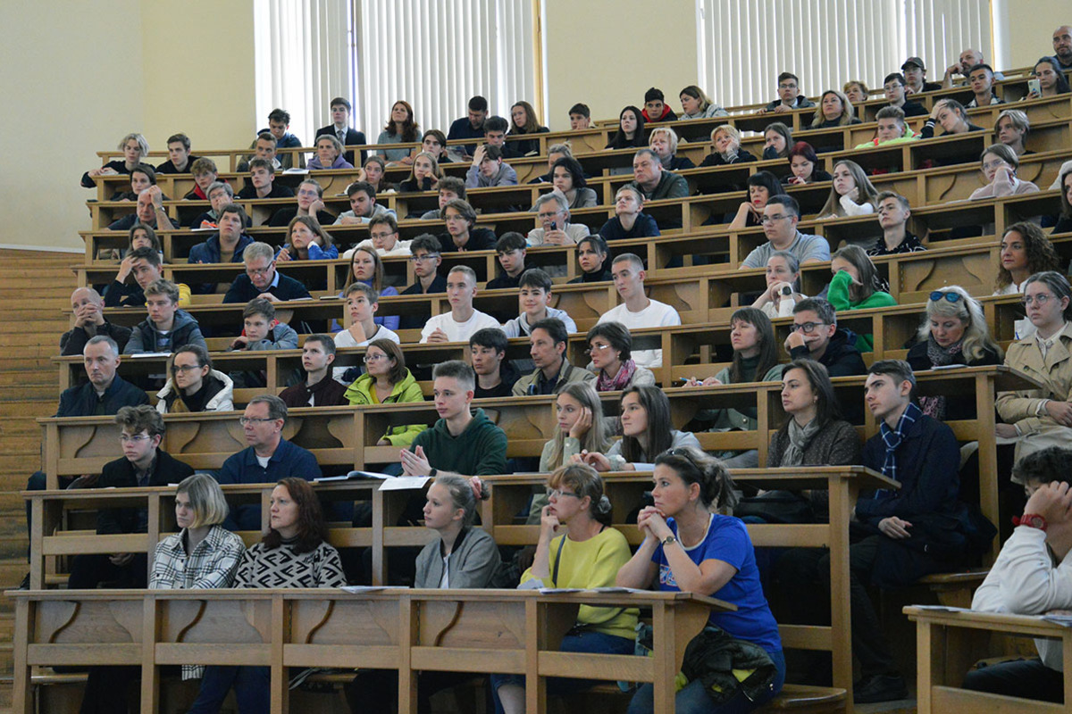 Школьники смогли примерить на себя роль студентов 